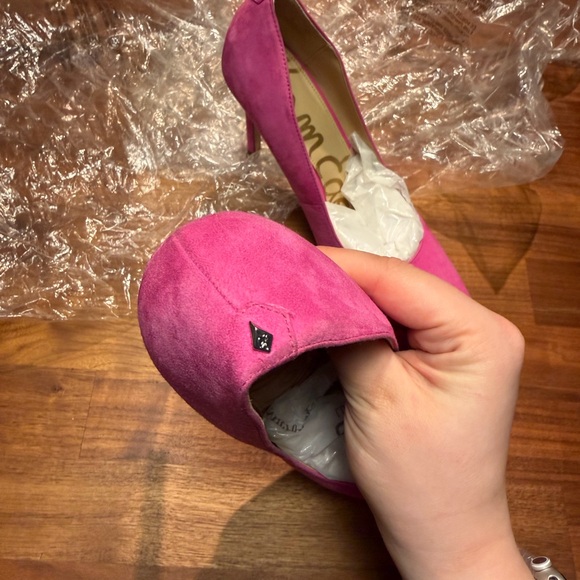 Pink Suede Women's Heels - Picture 4 of 5